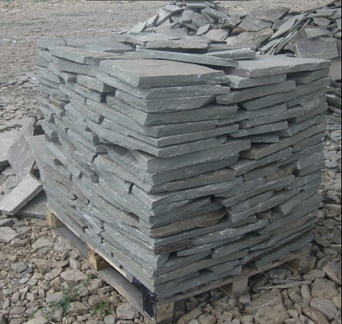 Kamenclub.ru: Песчаник пластушка серо-зеленый (1,5 см)  купить в Красноярске плитняк - пластушка серо-зеленый, серый, зеленый пластушка рваная ландшафтная колотая 10200 руб/м3   фото КАМЕНЬ КЛУБ