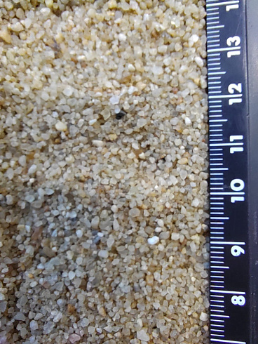 Кварцевый песок для пескоструйных работ фр. 0,8-1,6 мм.  купить в Красноярске фото Камень Клуб