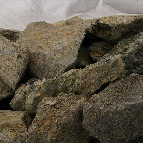 фото Змеевик салатовый  (фр. 70-100 мм)  купить в Красноярске в интернет-портале КАМЕНЬ КЛУБ