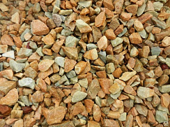 Kamenclub.ru: Щебень крошка желтый (ЗЛАТОЛИТ) фр. 3-5 мм.  купить в Красноярске златолит золотистый, бежевый, желтый мрамор 12 000 руб/т   фото КАМЕНЬ КЛУБ