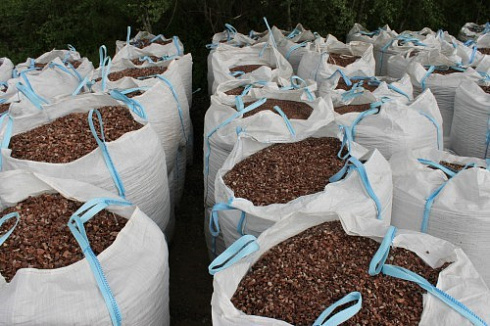 Kamenclub.ru: Мраморная крошка (щебень крошка розовый) фр. 10-20 мм.  купить в Красноярске мрамор розовый, красный каменная декоративная крошка ландшафтная 11000 руб/т   фото КАМЕНЬ КЛУБ