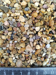 Галька речная окат (рыжая) фр.3-5 мм купить в Красноярске  фото, отзывы на сайте Камень Клуб