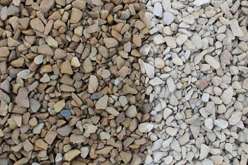 Kamenclub.ru: Щебень крошка желтый (песчаник) фр. 10-20 мм.  купить в Красноярске песчаник бежевый, серый, рыжий декоративный ландшафтный щебень колотый 9500 руб/т   фото КАМЕНЬ КЛУБ