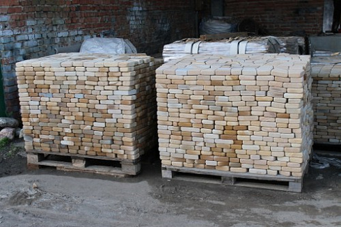 Kamenclub.ru: Песчаник брусчатка (Готика) art PSG-L-01  купить в Красноярске    2300 руб/кв.м   фото КАМЕНЬ КЛУБ