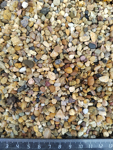 Галька речная окат (рыжая) фр.3-5 мм купить в Красноярске 