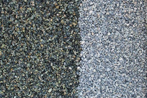 Kamenclub.ru: Щебень крошка зеленый (змеевик) фр. 5-10 мм  купить в Красноярске змеевик зеленый, салатовый ландшафтный декоративный щебень крошка 7 200 руб/т   фото КАМЕНЬ КЛУБ