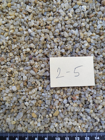 Кварцевый песок для площадок фр. 2-5 мм.  купить в Красноярске фото Камень Клуб