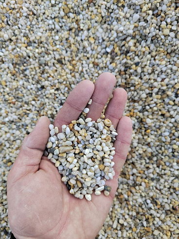 фото Галька крымская жемчужная фр. 3-5 мм. купить в Красноярске  в интернет-портале КАМЕНЬ КЛУБ