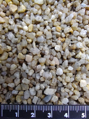 Кварцевый песок для площадок фр. 2-5 мм.  купить в Красноярске фото Камень Клуб